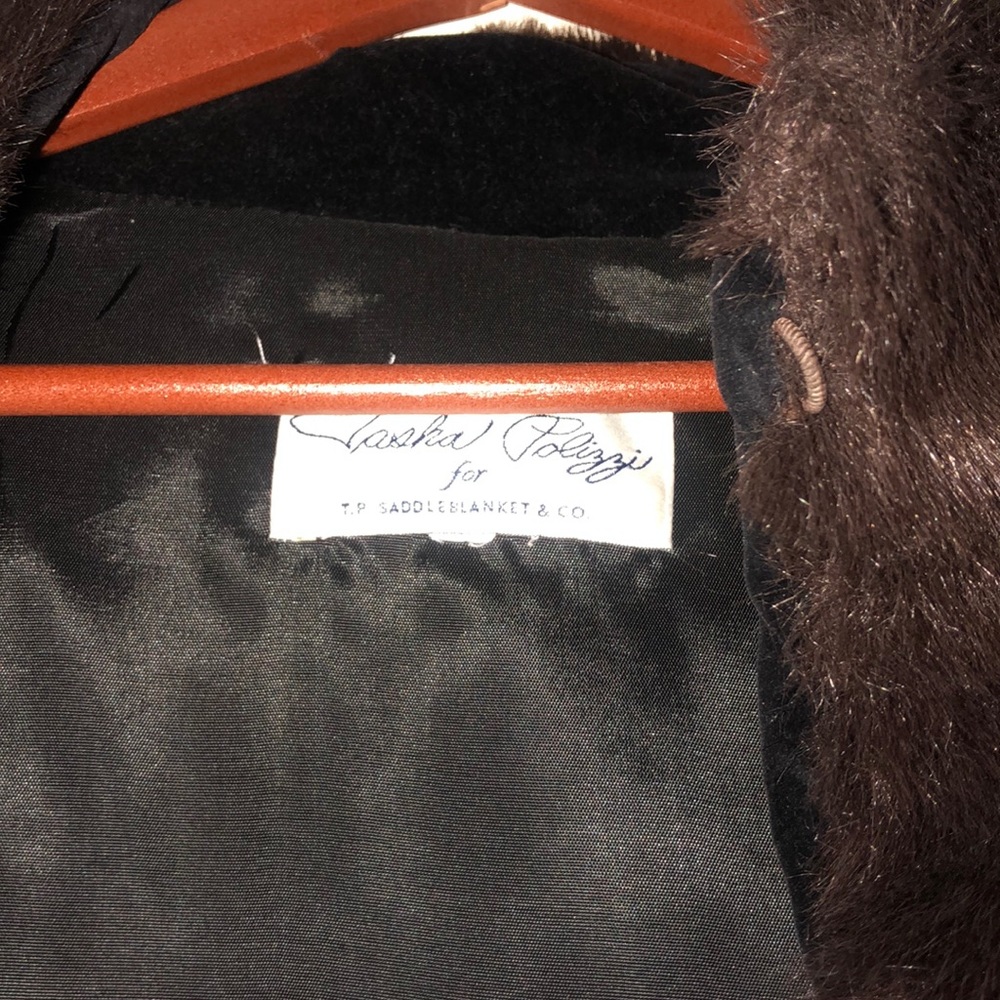 Fur sleeve coat